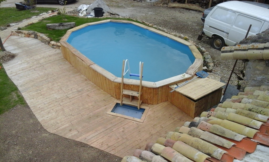 diy-pallet-made-pool