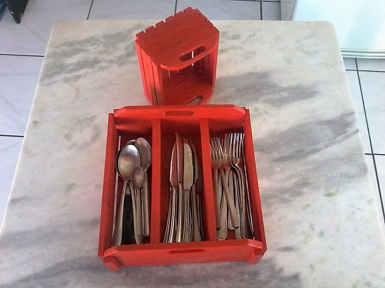 pallet-cutlery-boxes