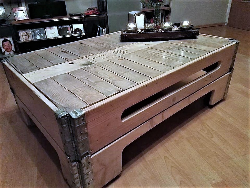 repurposed-pallet-table