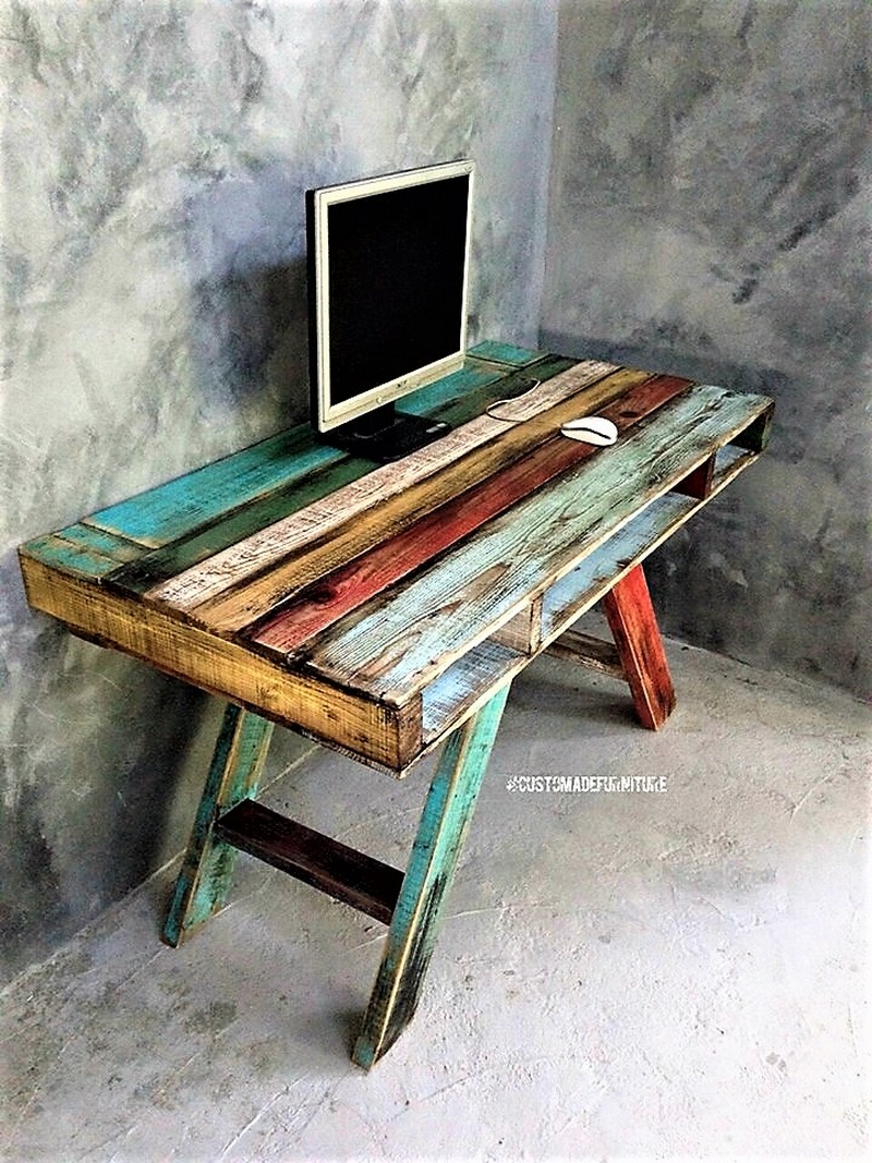 repurposed-wood-pallet-table