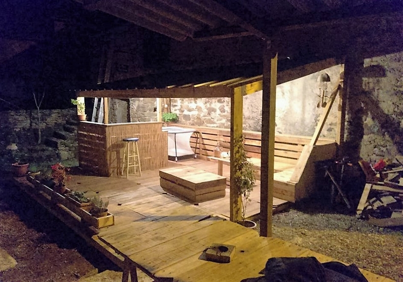 wood-pallet-terrace-lounge