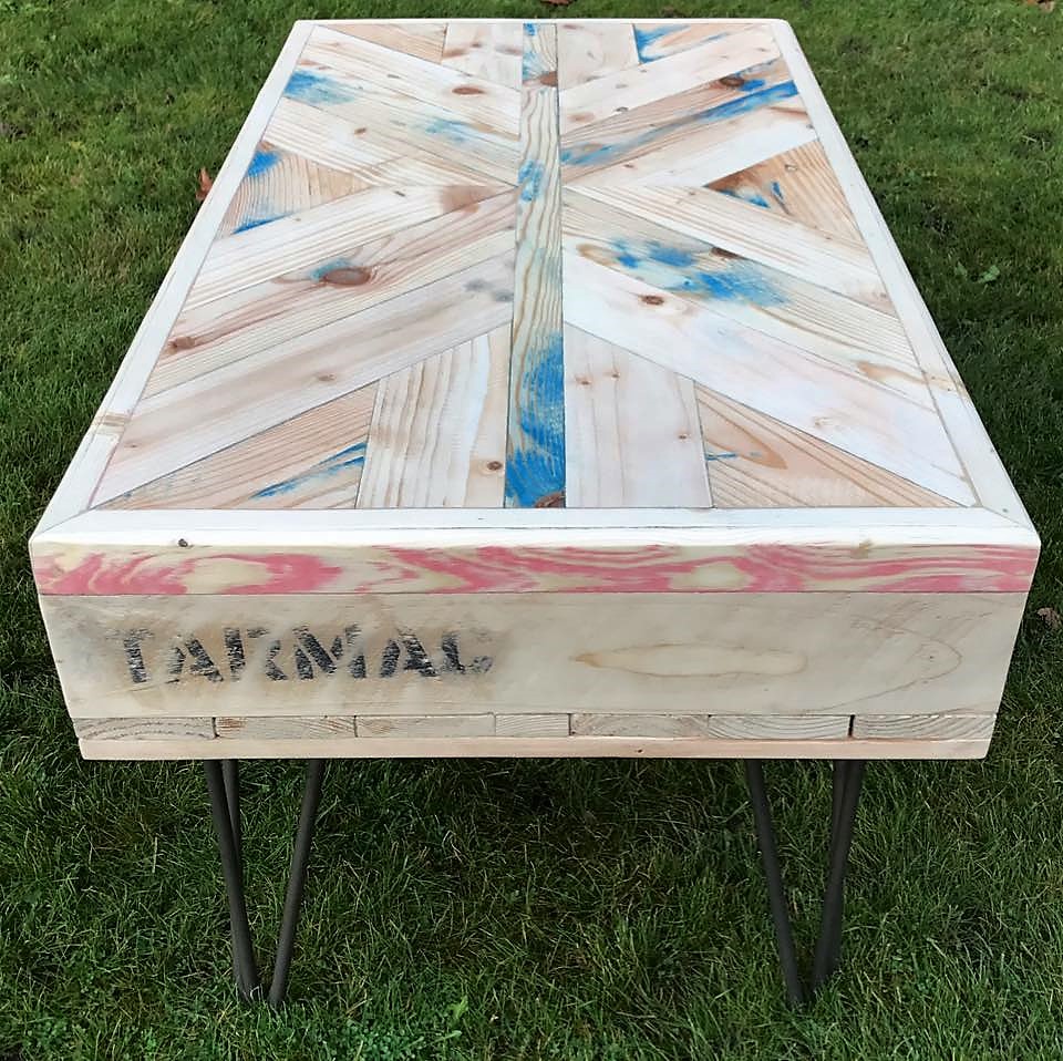 pallet-upcycled-table