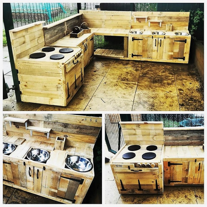 wood-pallet-mud-kitchen-1