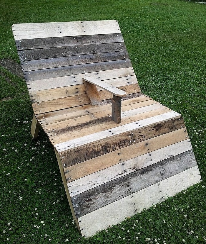 wooden pallet double sun lounger
