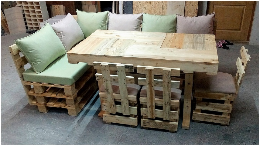 recycled pallets sofa set