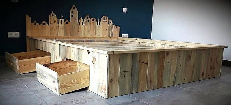 pallets made bed with storage
