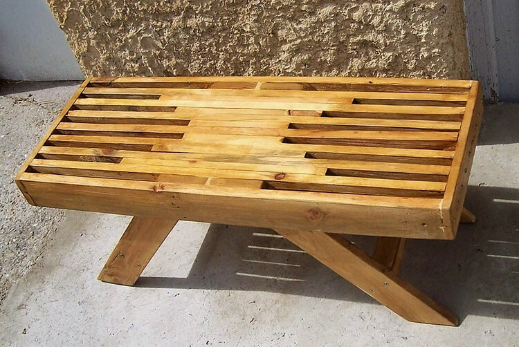 wooden pallet table