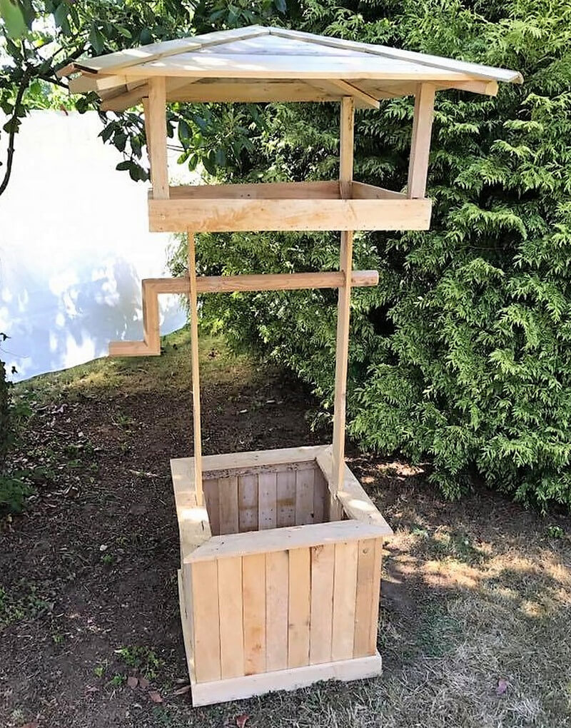 pallets wooden garden art plan