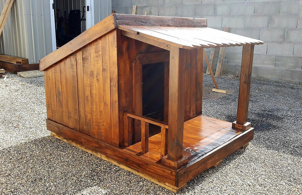 pallets dog house