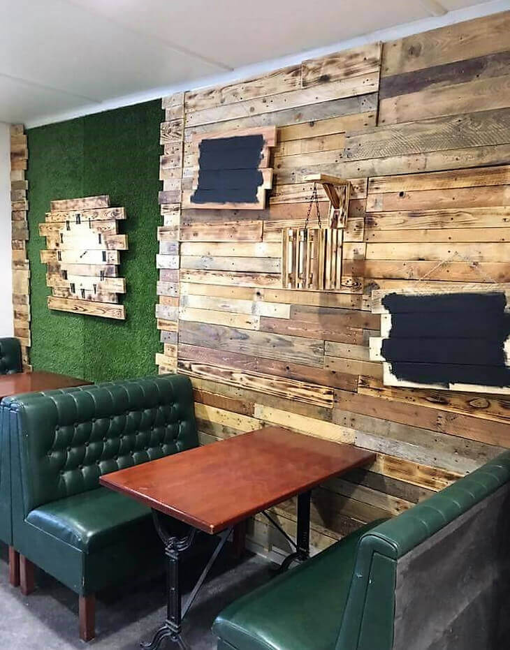 wood pallet wall art in cafe