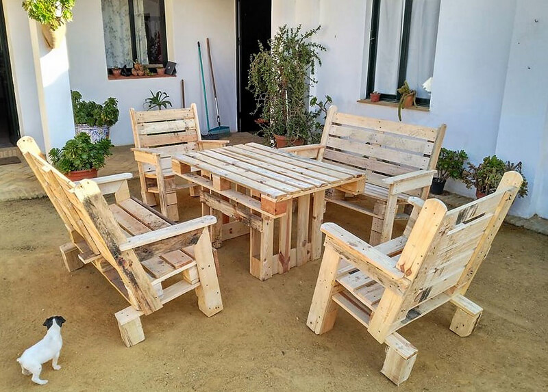 repurposed pallets furniture