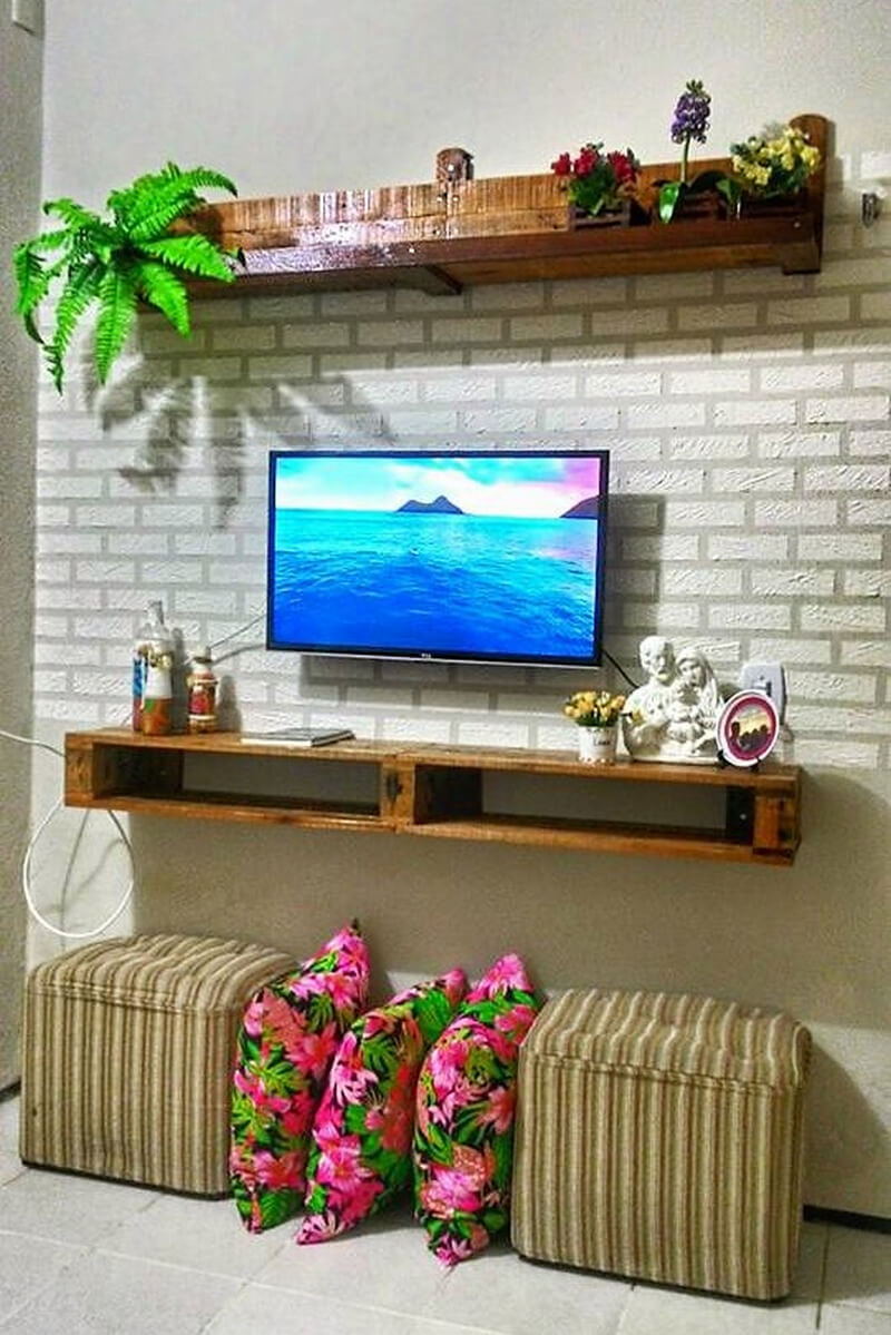 wooden pallets wall art
