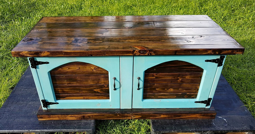 Wood Pallets Made Kitty Litterbox Cabinet Pallet Ideas