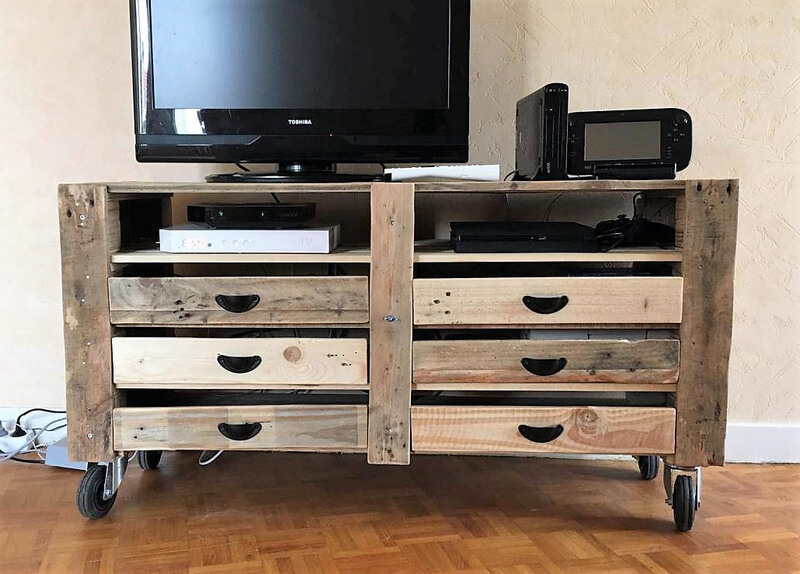 recycled pallets tv stand