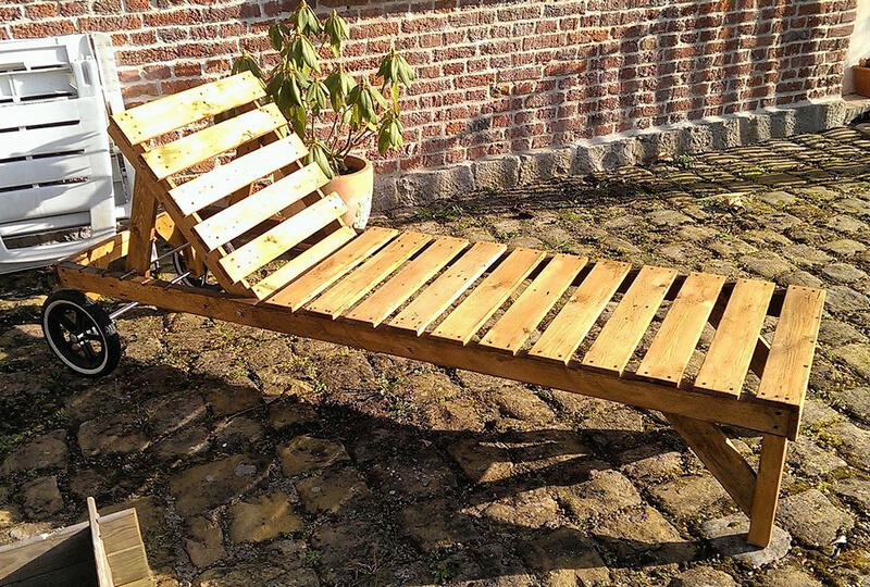 recycled pallets wooden sun lounger