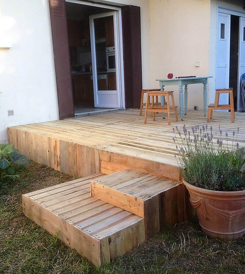 recycled wood pallet backyard deck