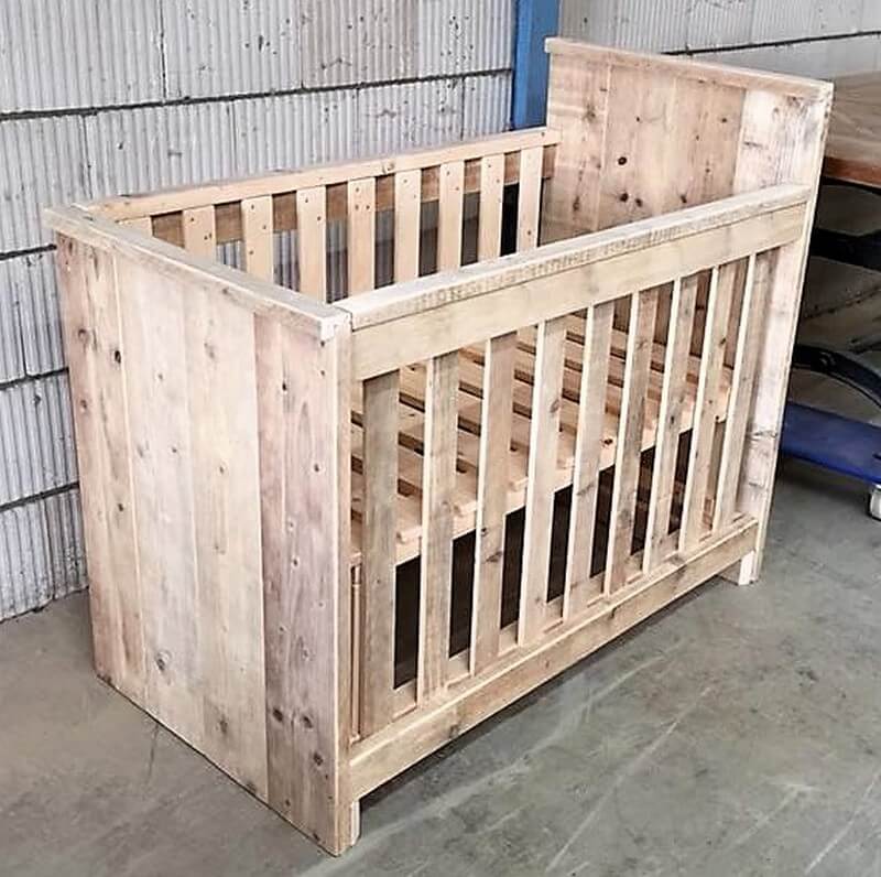 pallets toddler bed plan
