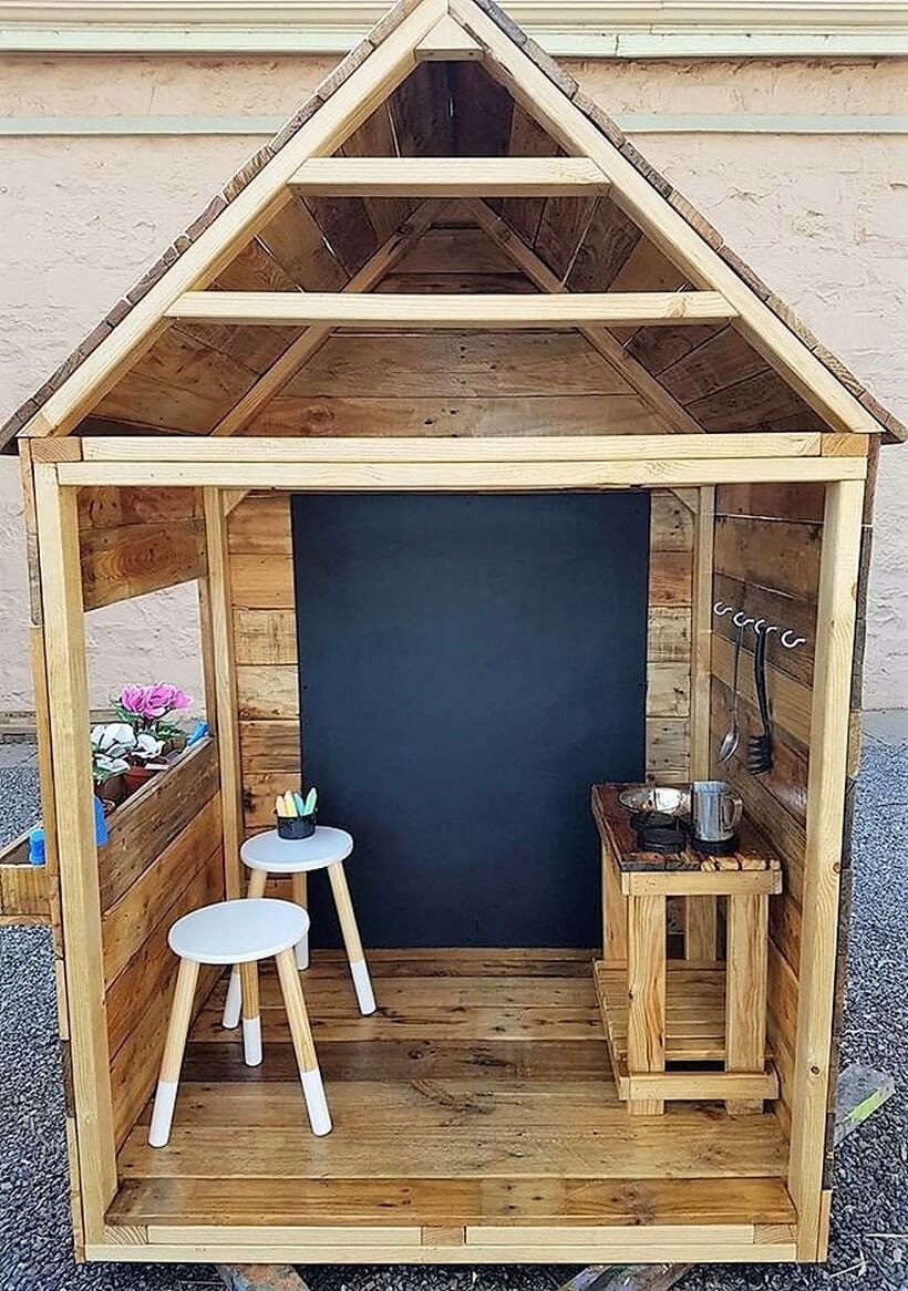 pallet playhouse plan