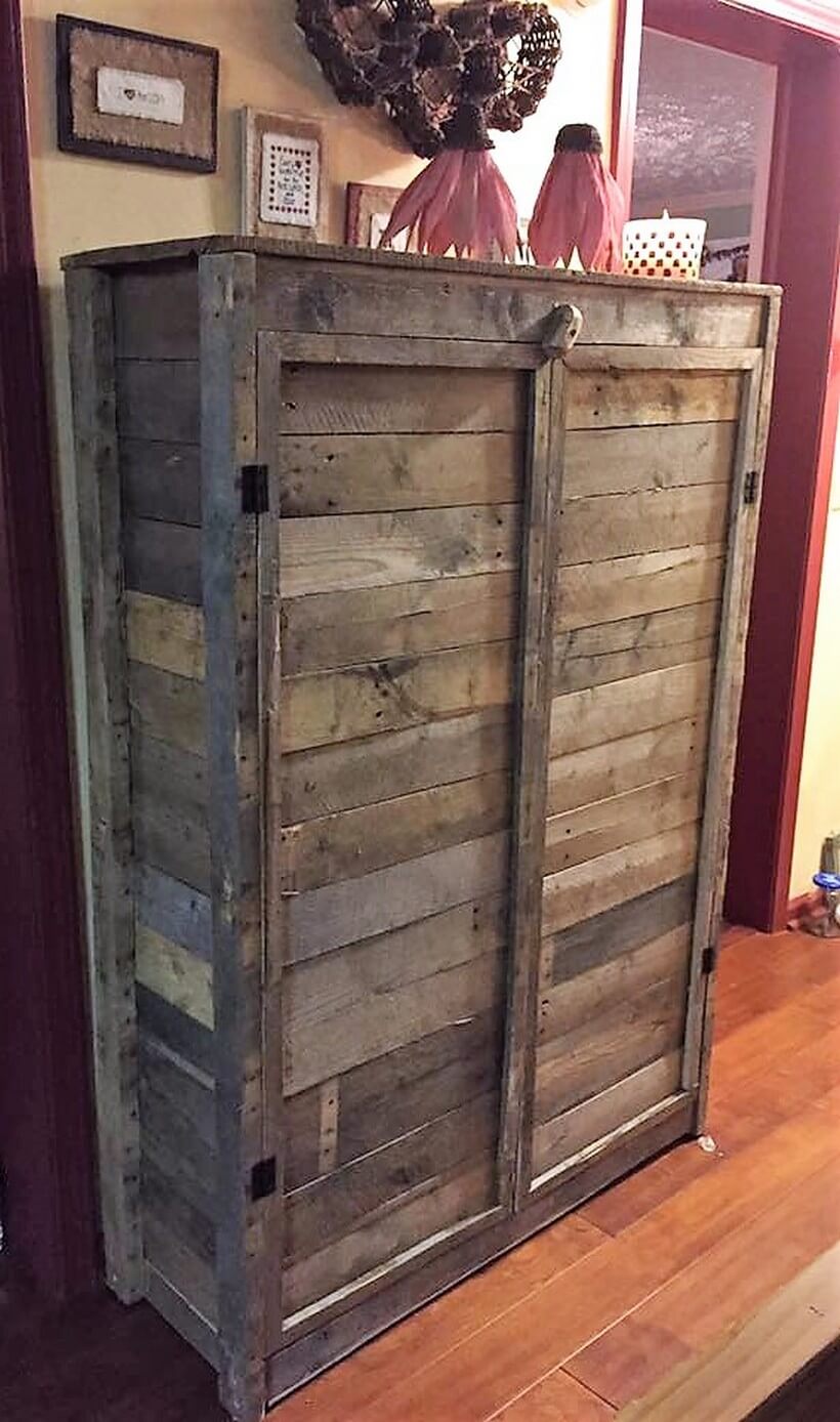 wooden pallet closet