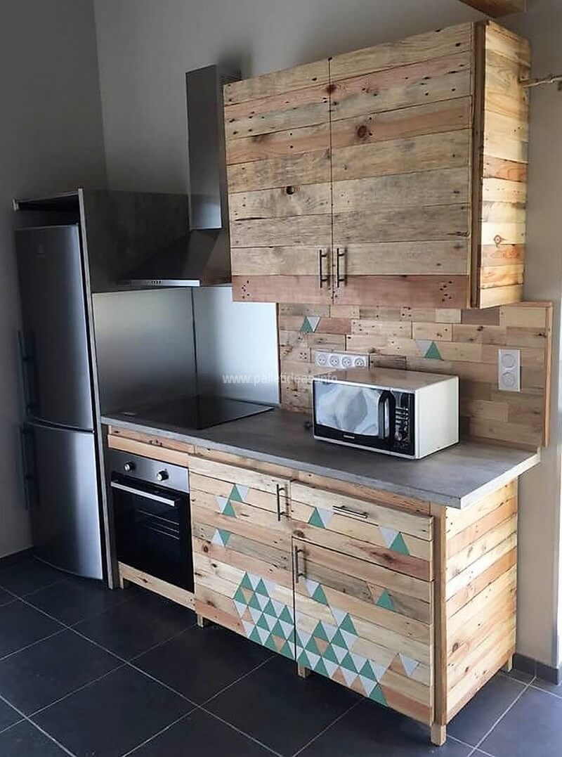kitchen out of pallets